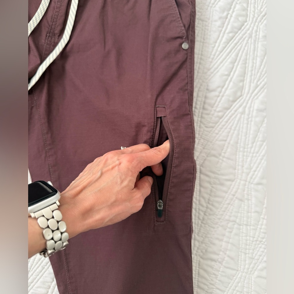 VUORI Drawstring Chinos - Picture 2 of 9